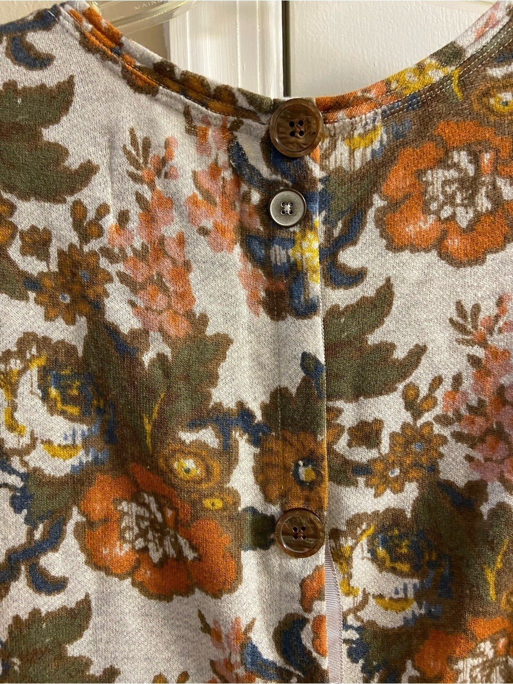 Saturday Sunday Anthropologie grey floral retro y2k short sleeve top Medium - Picture 5 of 8